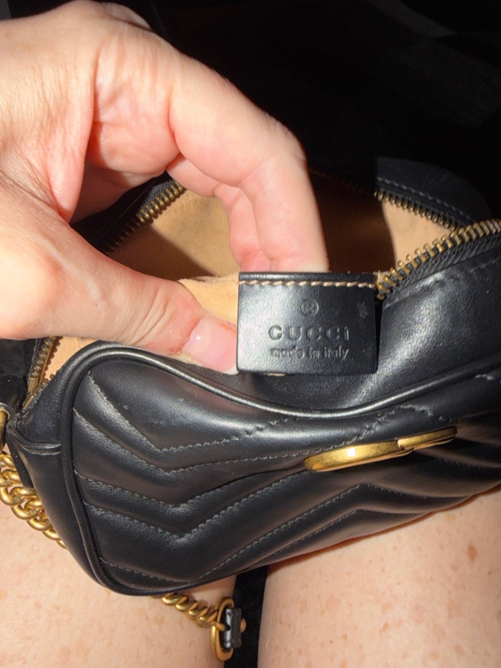 Gucci Black Chevron Quilted Leather Crossbody with Gold Double G - Picture 10 of 16